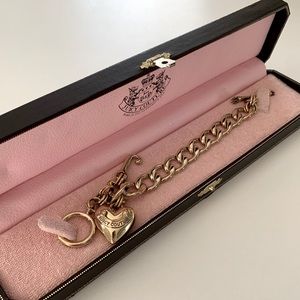 Juicy Couture Vintage bracelet - Gold with the heart and J charms
